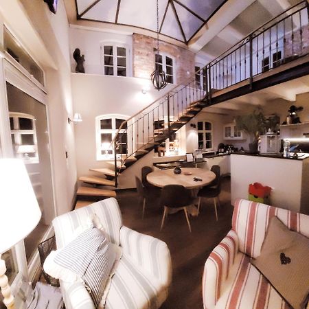 Alte Schmiede Mit Sauna, Pool Und Whirpool Im Aussenbereich Schoenstes Ferienhaus Der Lausitz Elsterheide Esterno foto