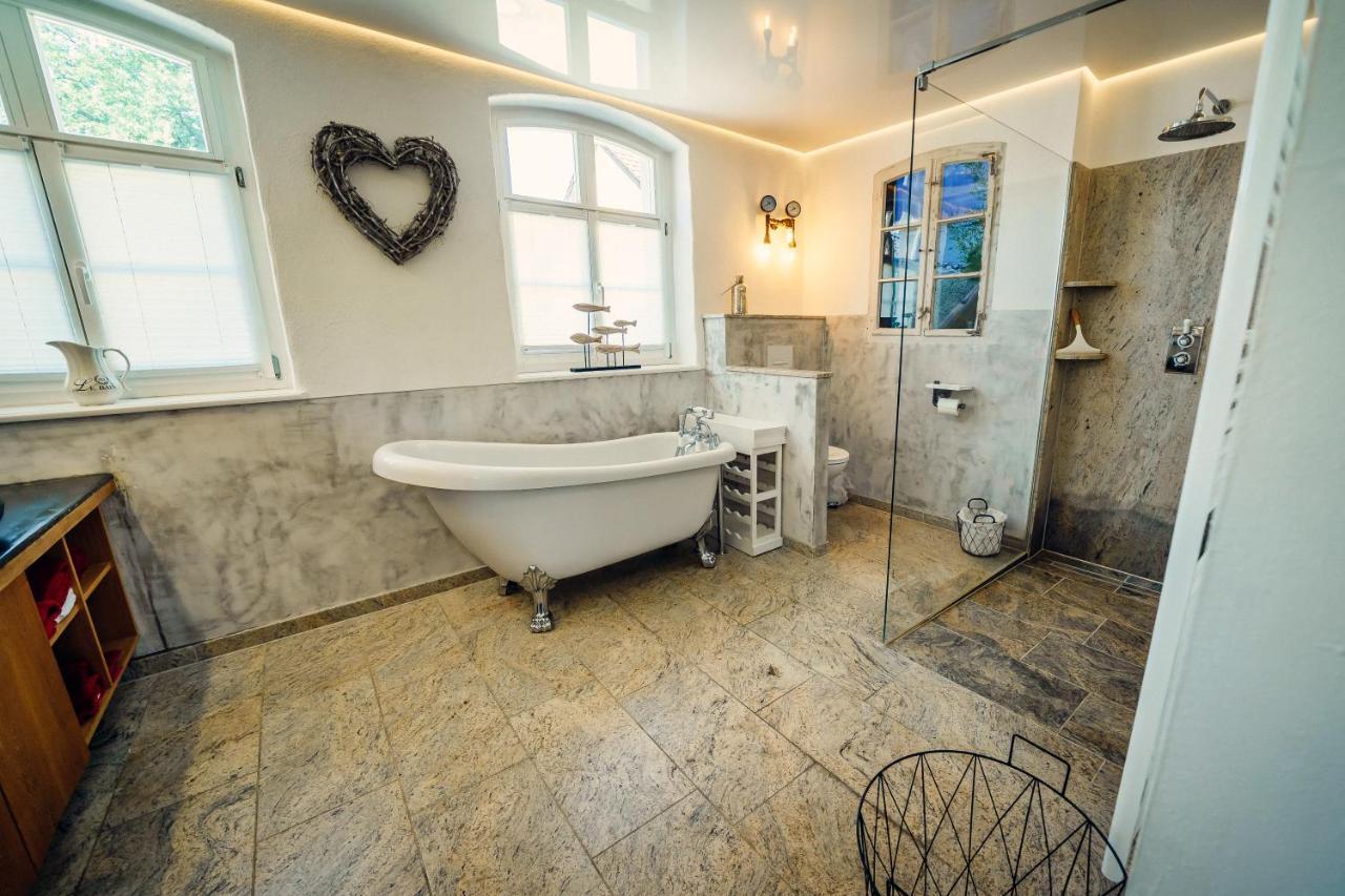 Alte Schmiede Mit Sauna, Pool Und Whirpool Im Aussenbereich Schoenstes Ferienhaus Der Lausitz Elsterheide Esterno foto