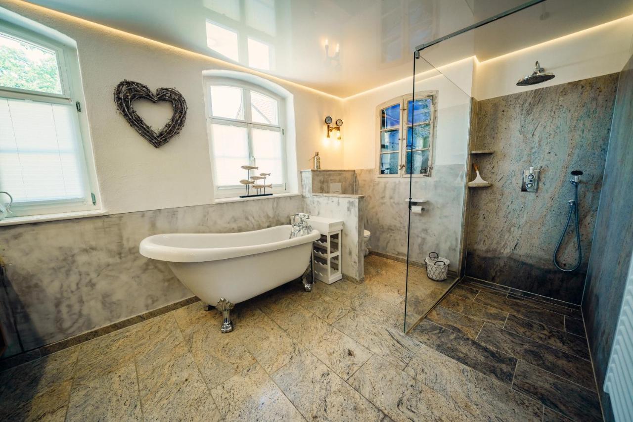 Alte Schmiede Mit Sauna, Pool Und Whirpool Im Aussenbereich Schoenstes Ferienhaus Der Lausitz Elsterheide Esterno foto