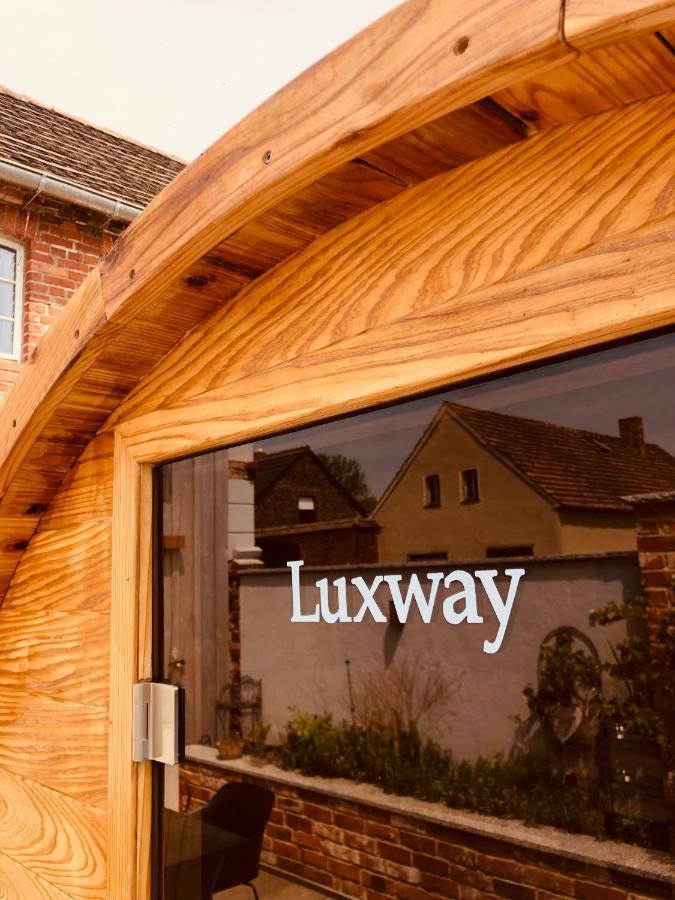Alte Schmiede Mit Sauna, Pool Und Whirpool Im Aussenbereich Schoenstes Ferienhaus Der Lausitz Elsterheide Esterno foto