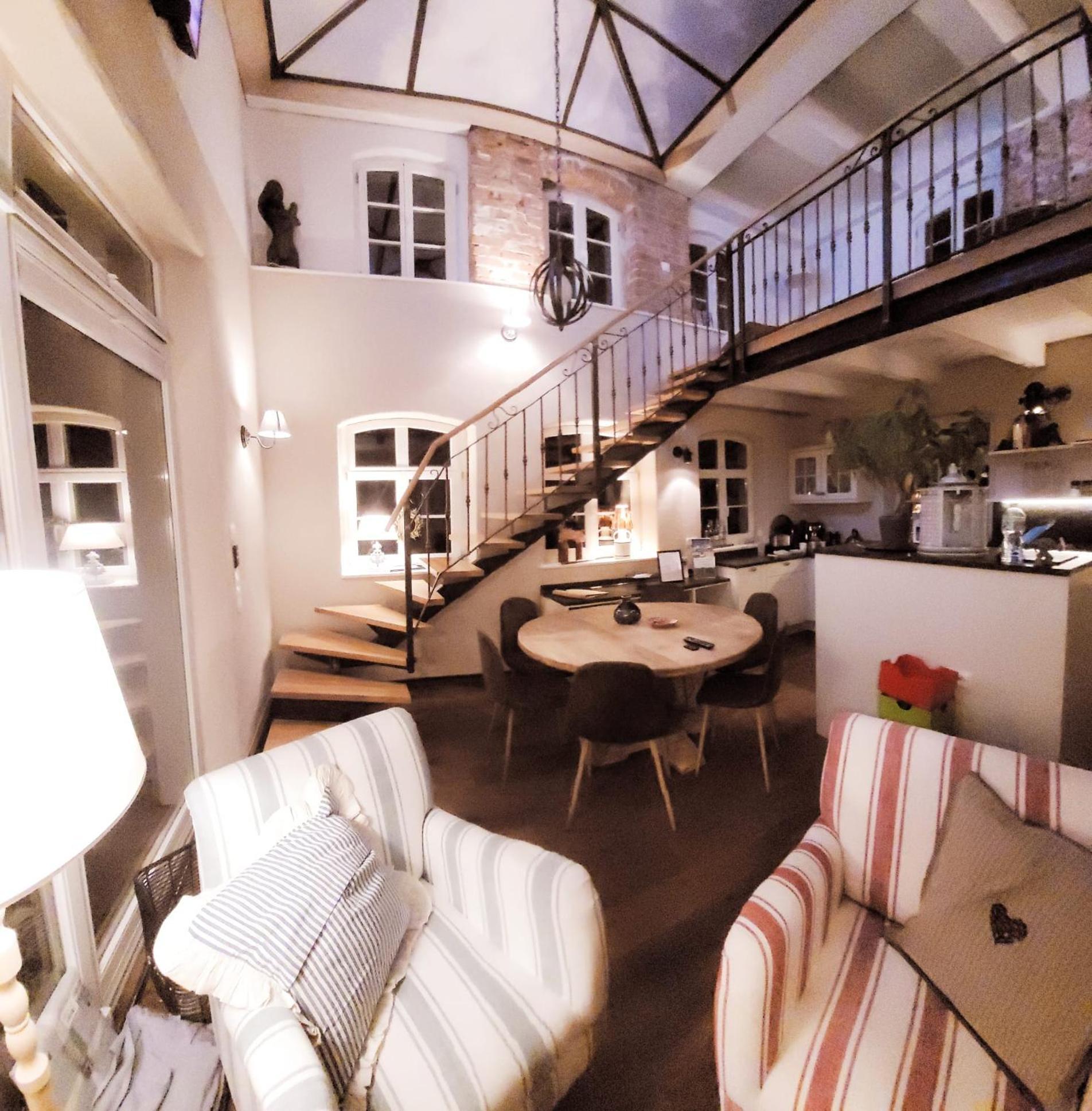Alte Schmiede Mit Sauna, Pool Und Whirpool Im Aussenbereich Schoenstes Ferienhaus Der Lausitz Elsterheide Esterno foto